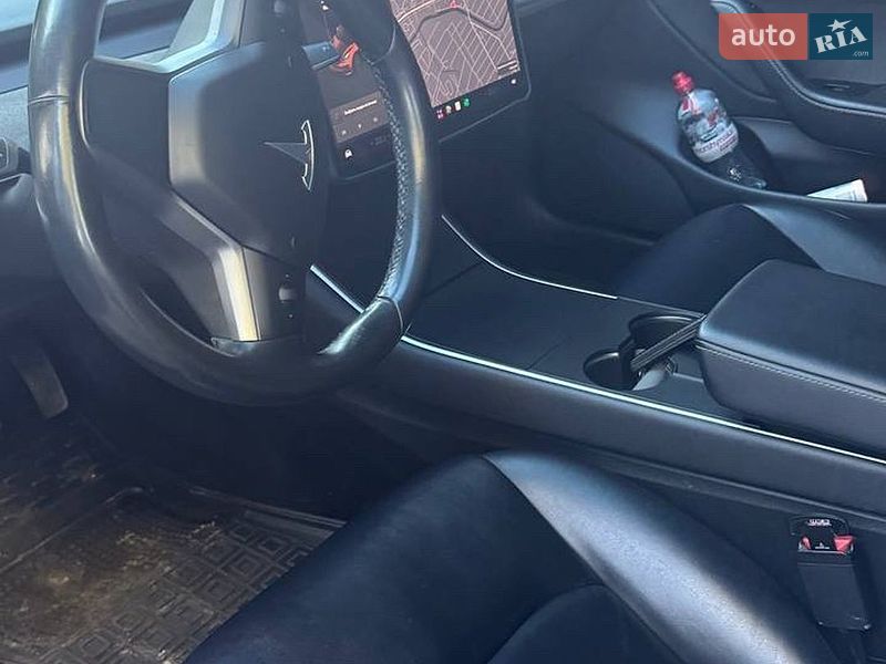 Седан Tesla Model 3 2019 в Харькове