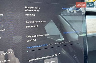 Седан Tesla Model 3 2018 в Львове