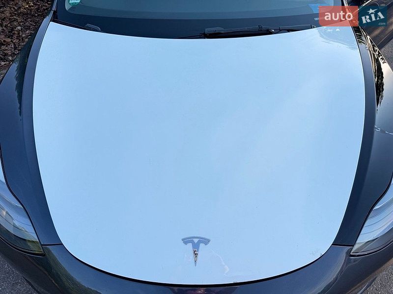 Седан Tesla Model 3 2021 в Києві