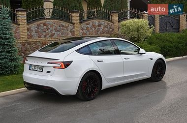 Седан Tesla Model 3 2024 в Києві фото 4 Седан Tesla Model 3 2024 в Києві