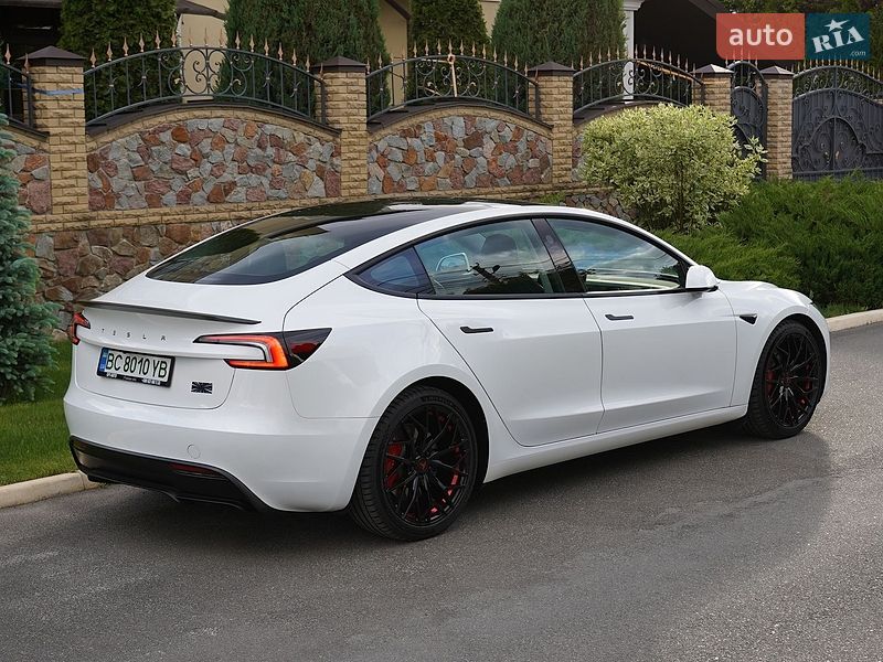 Седан Tesla Model 3 2024 в Києві фото 4 Седан Tesla Model 3 2024 в Києві