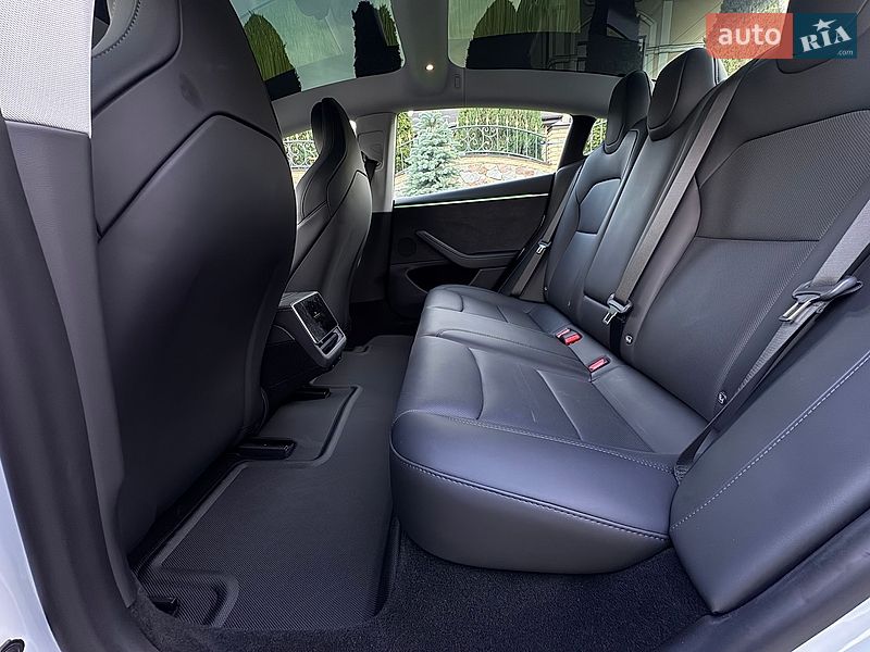 Седан Tesla Model 3 2024 в Києві фото 24 Седан Tesla Model 3 2024 в Києві