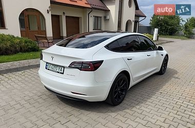 Седан Tesla Model 3 2021 в Хмельницькому