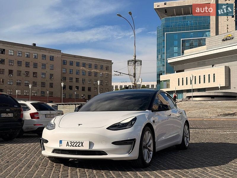 Седан Tesla Model 3 2019 в Харькове