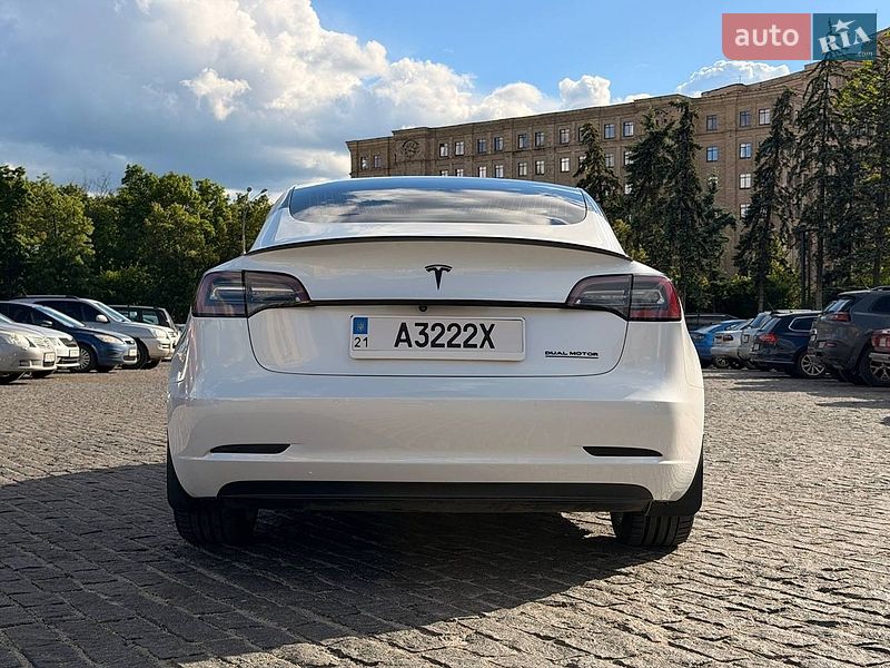 Седан Tesla Model 3 2019 в Харькове