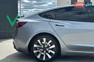 Седан Tesla Model 3 2025 в Львове фото 8 Седан Tesla Model 3 2025 в Львове
