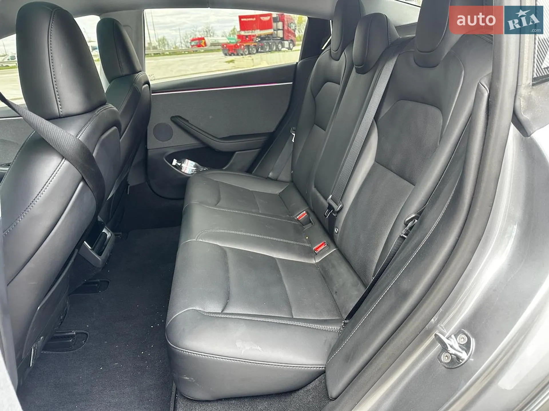 2025 Tesla Model 3 - мініатюра 27