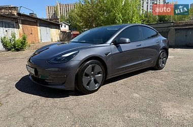 tesla model-3 2022 в Киев от профессионального продавца Сергій