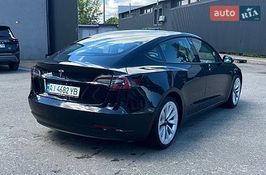 Седан Tesla Model 3 2021 в Києві
