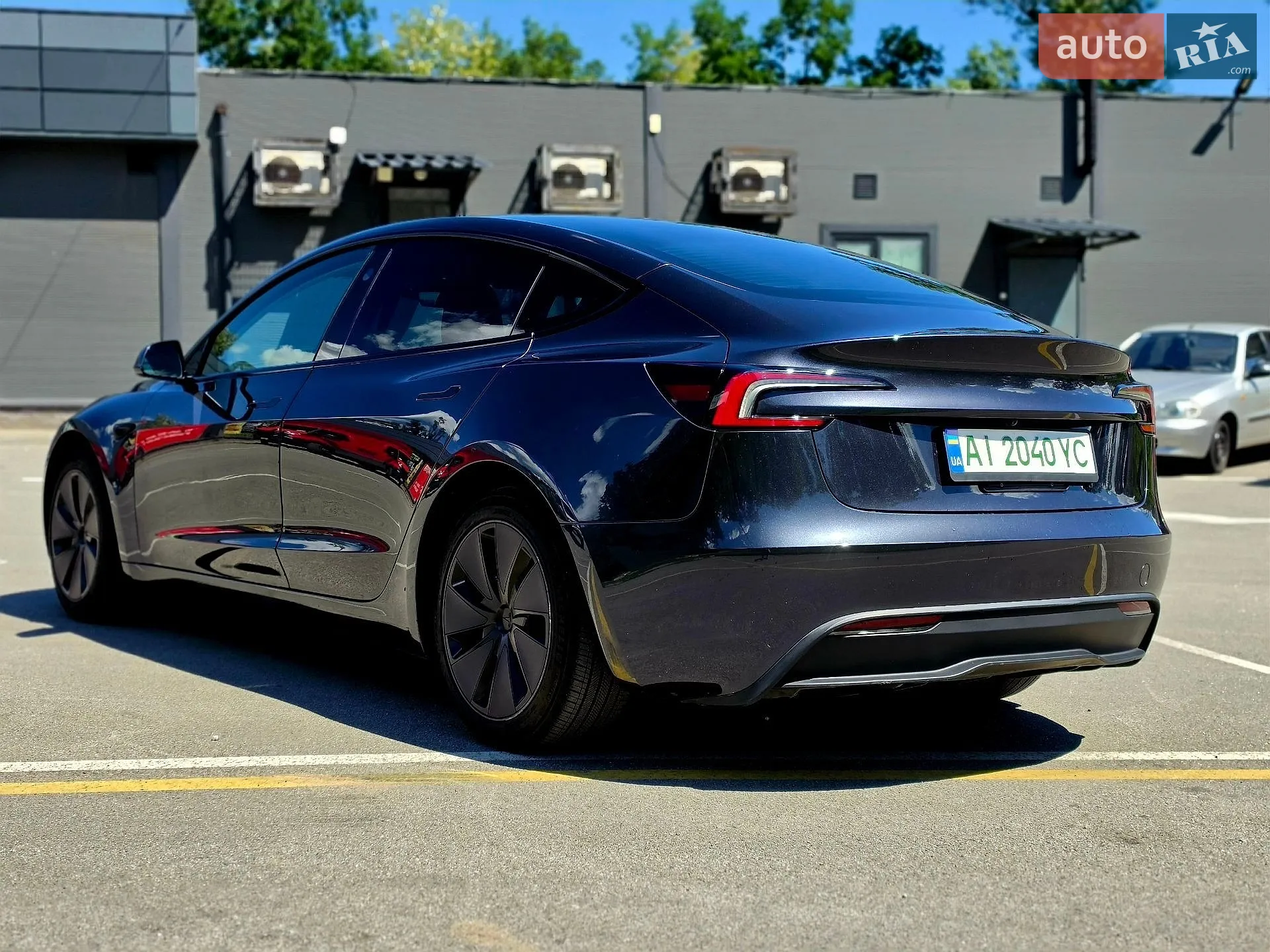 2024 Tesla Model 3 - мініатюра 5