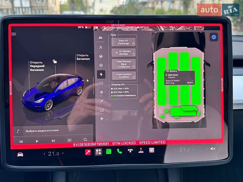 Седан Tesla Model 3 2022 в Виннице
