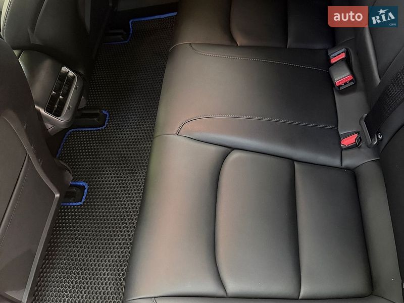 Седан Tesla Model 3 2018 в Днепре