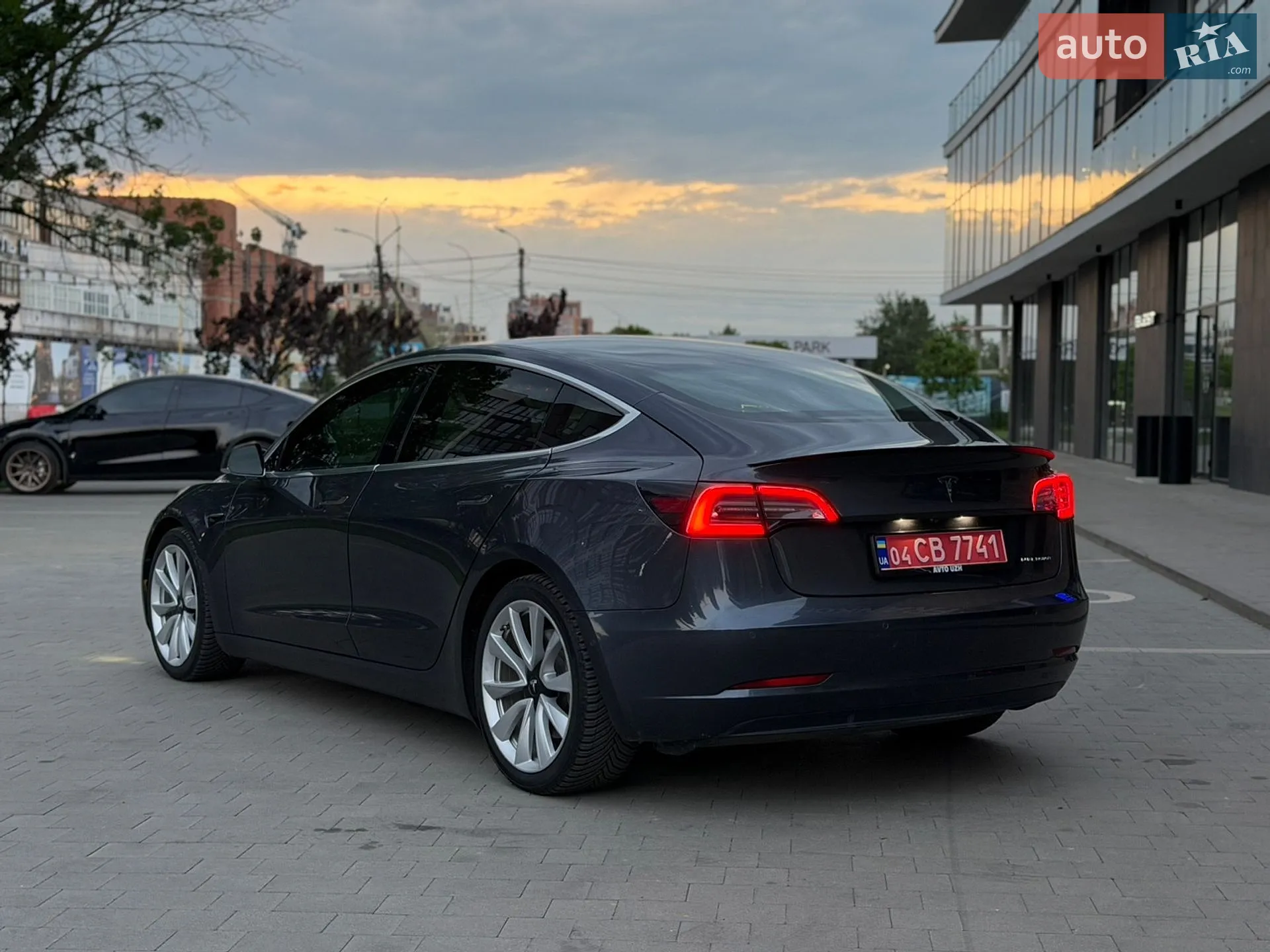 2019 Tesla Model 3 - мініатюра 13