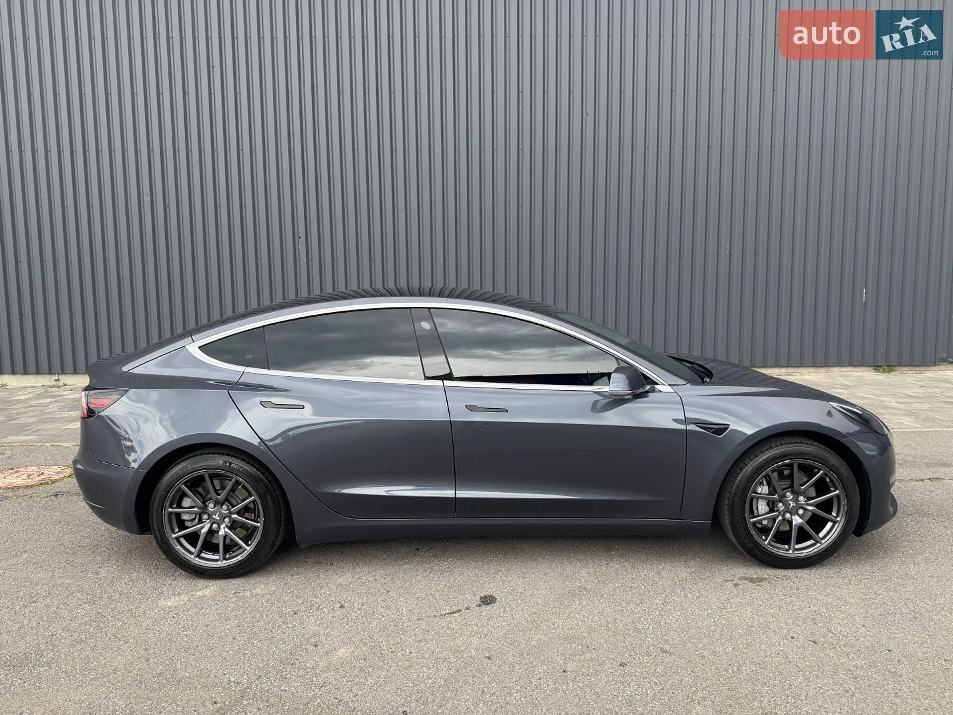 2019 Tesla Model 3 - мініатюра 4