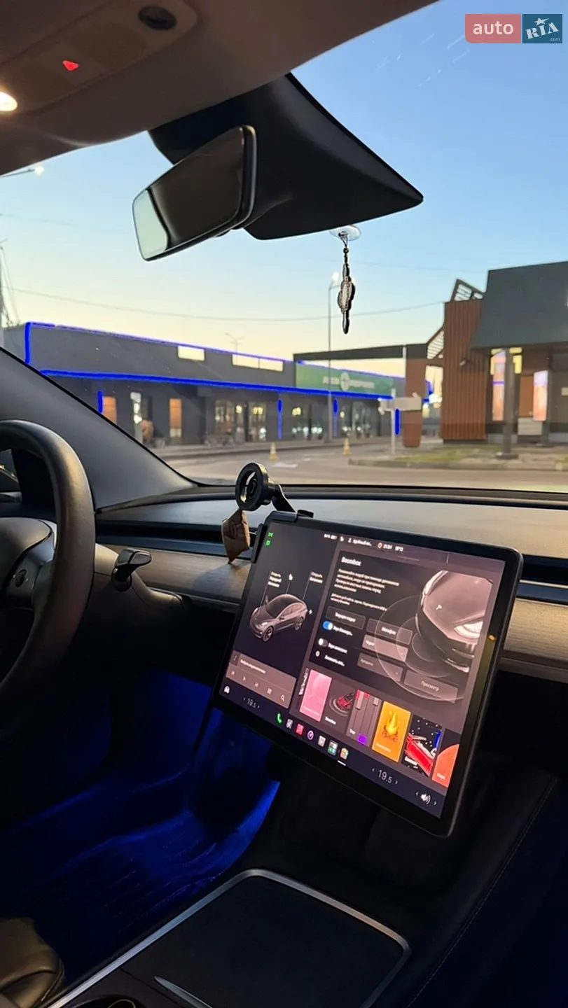 2018 Tesla Model 3 - мініатюра 13