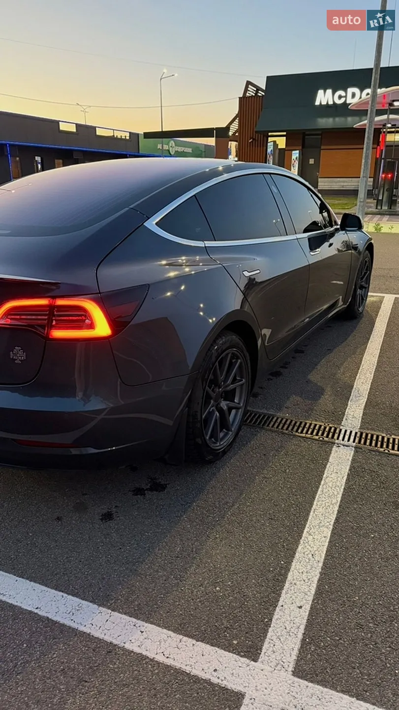 2018 Tesla Model 3 - мініатюра 18