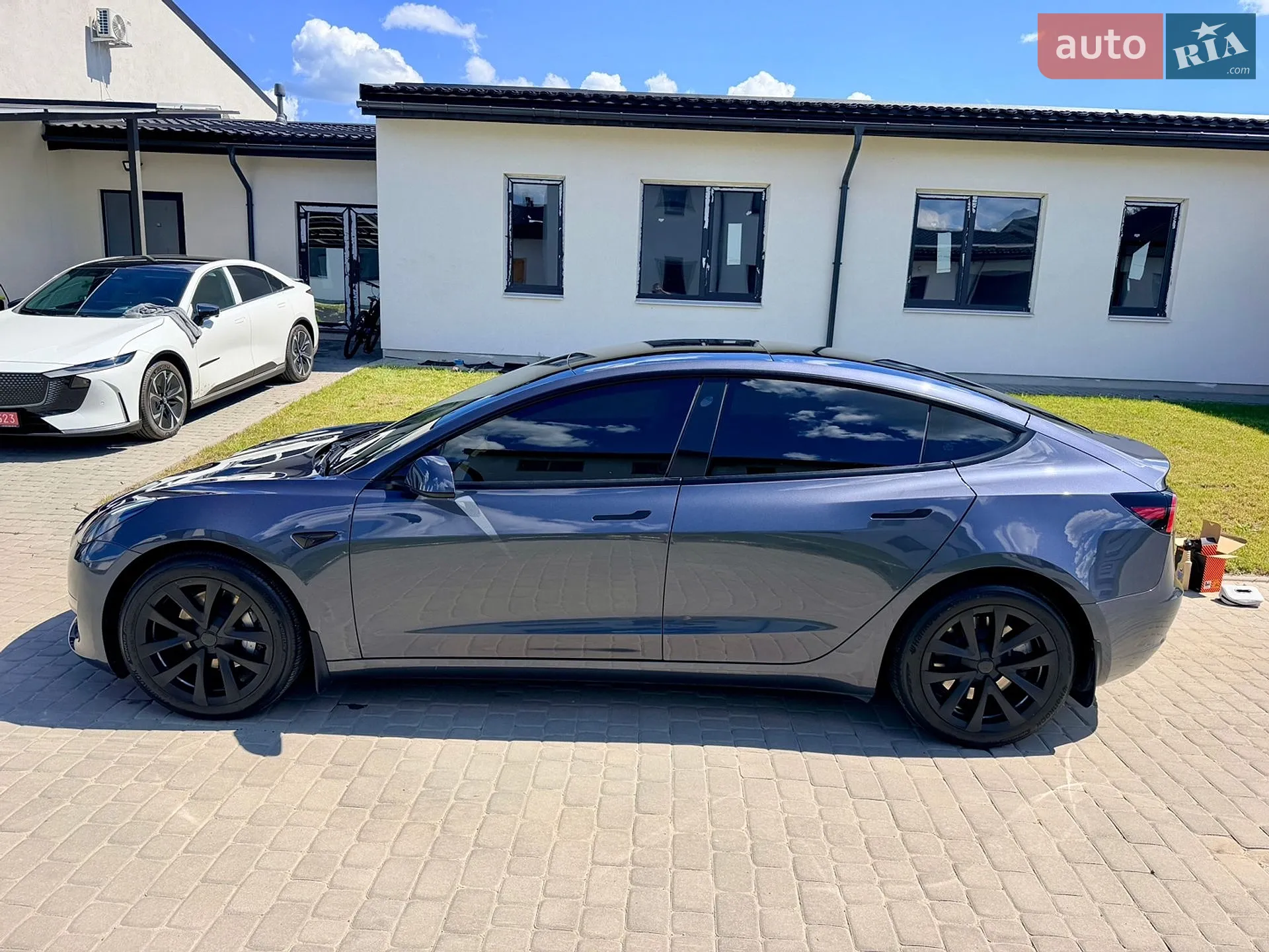 2023 Tesla Model 3 - мініатюра 8