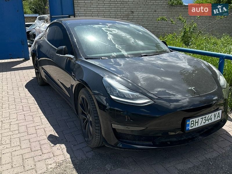 Седан Tesla Model 3 2018 в Одессе