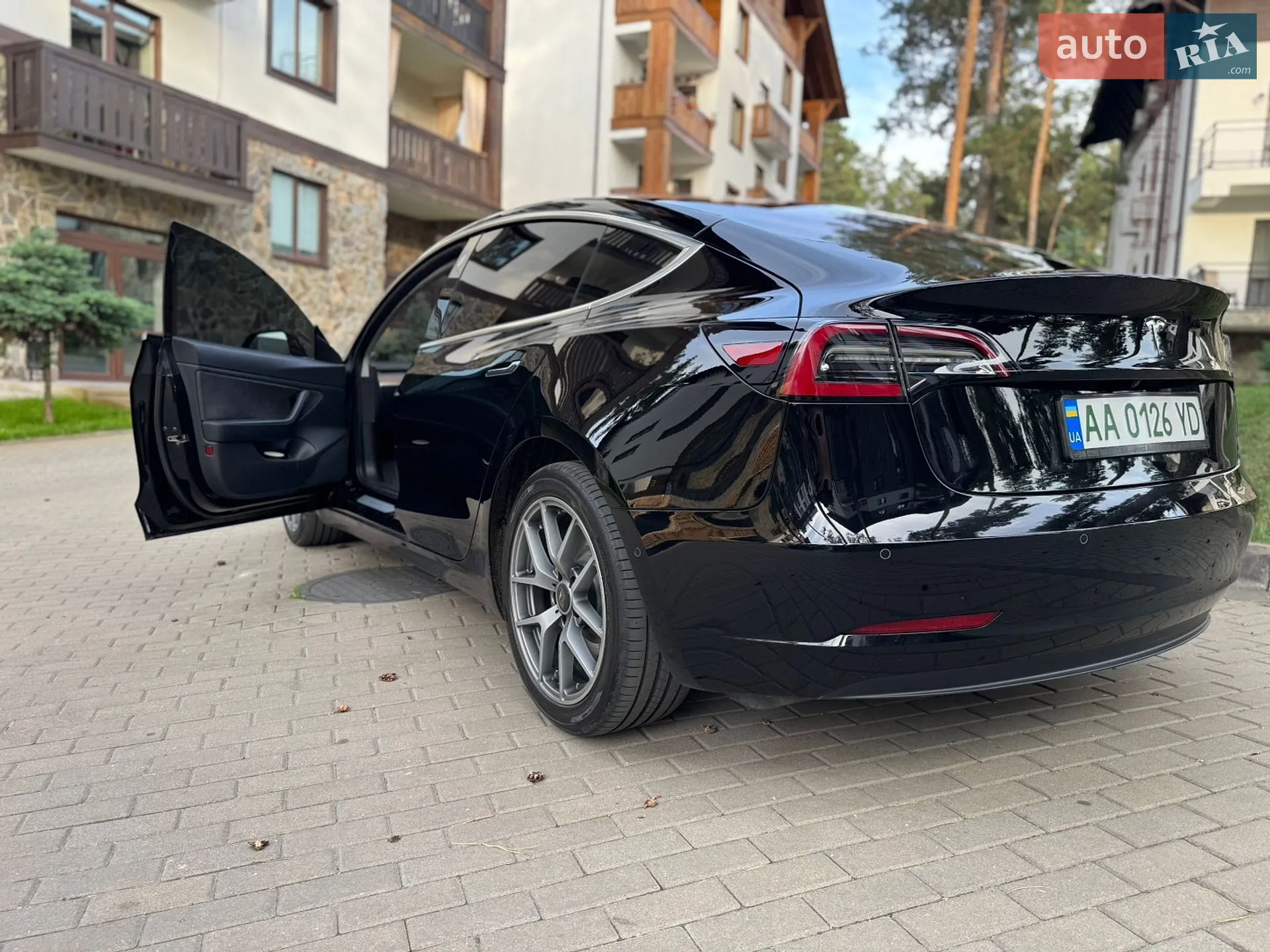 2018 Tesla Model 3 - мініатюра 11