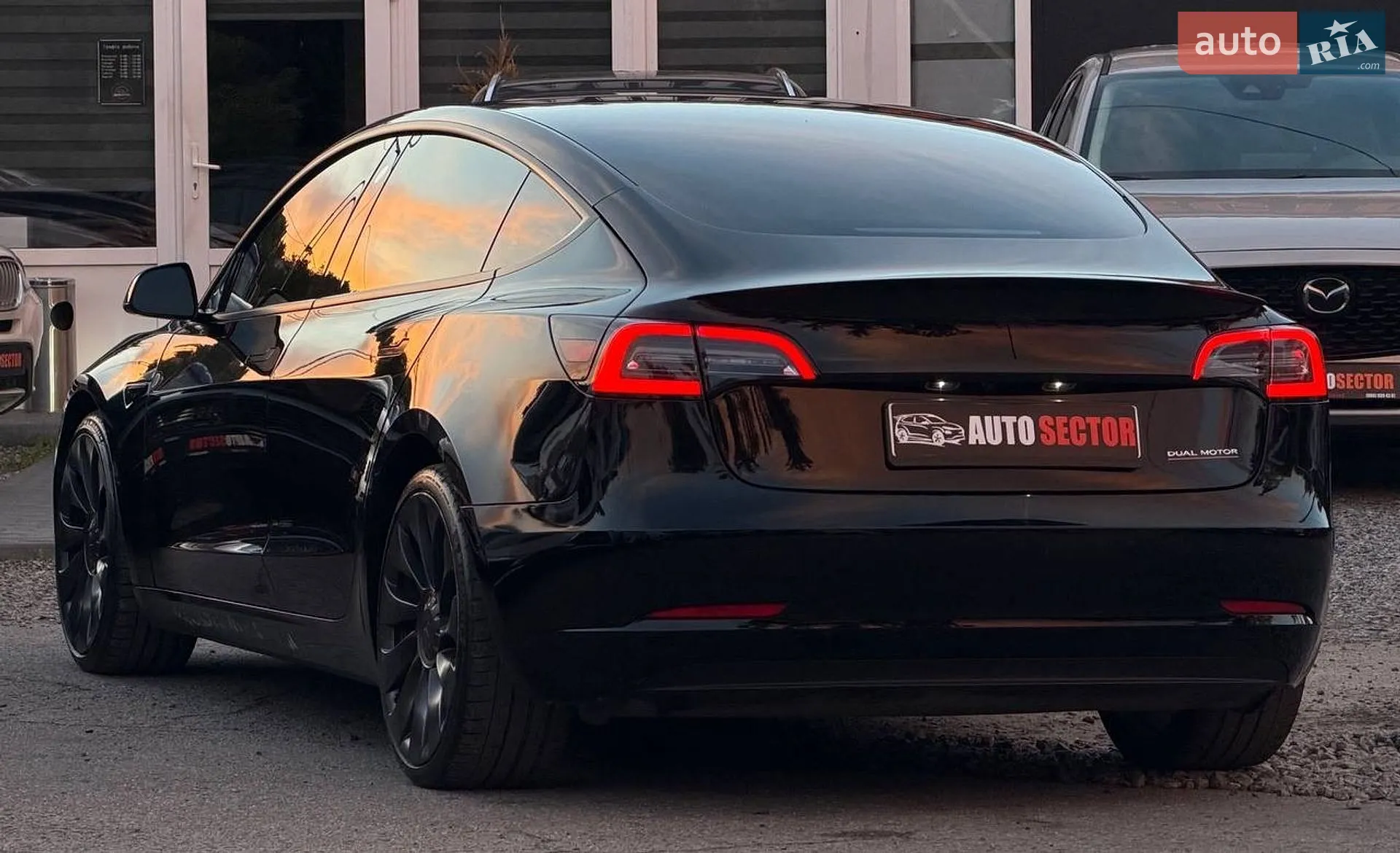 2020 Tesla Model 3 - мініатюра 3