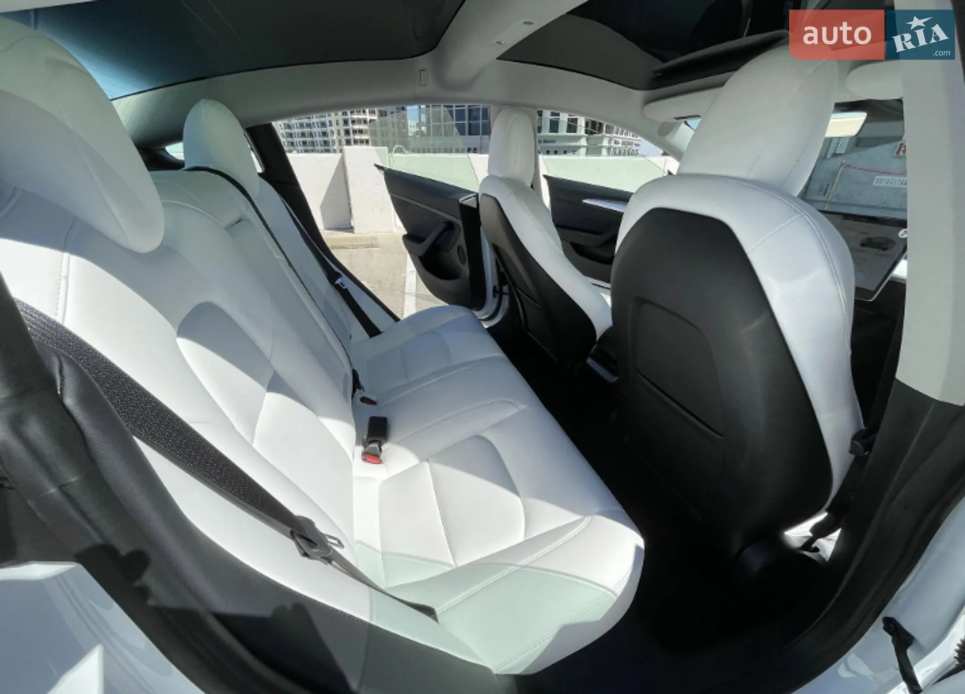 2022 Tesla Model 3 - мініатюра 9
