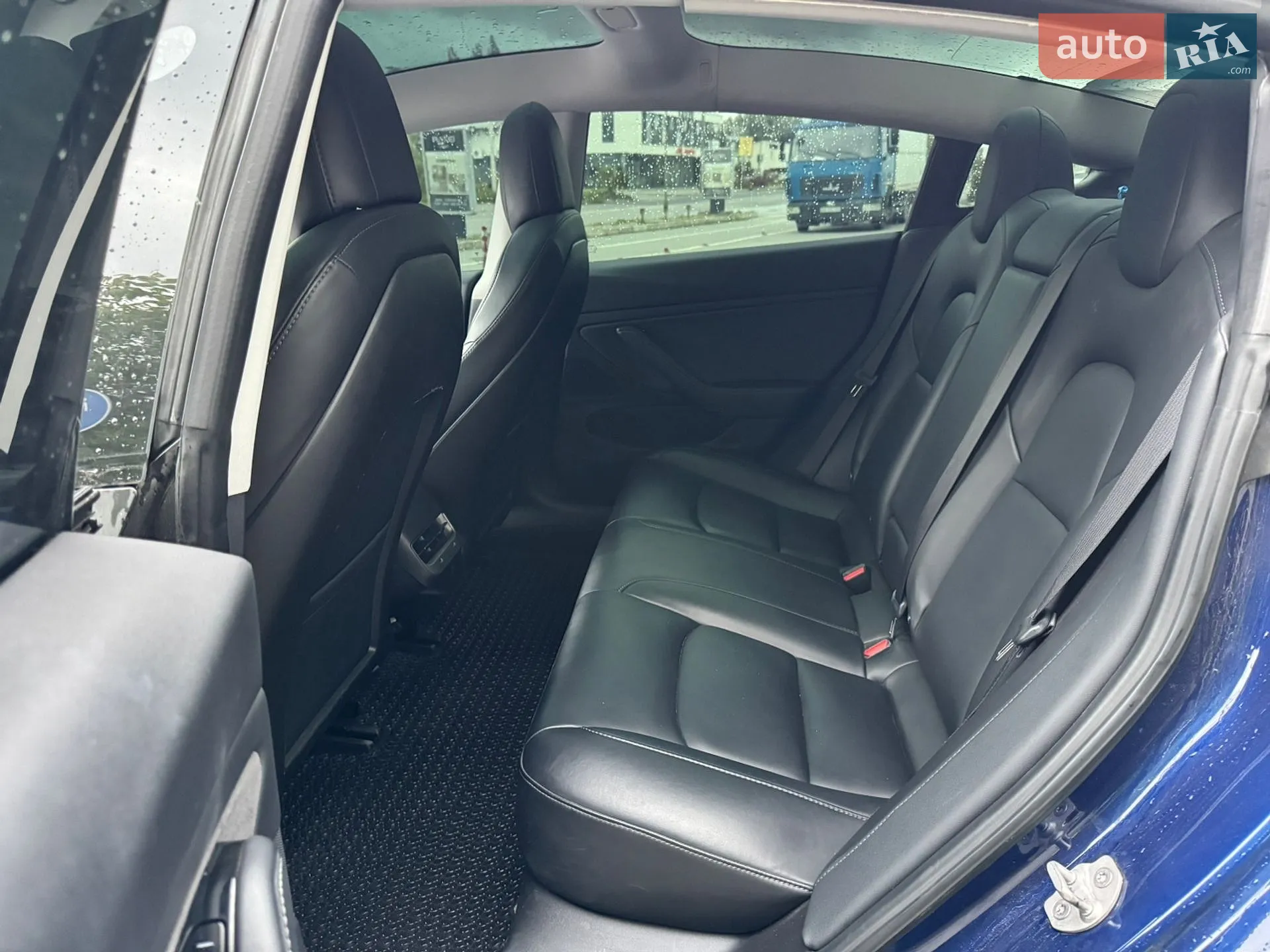 2018 Tesla Model 3 - мініатюра 12