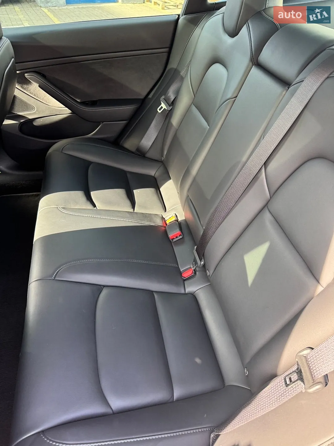 2019 Tesla Model 3 - мініатюра 9