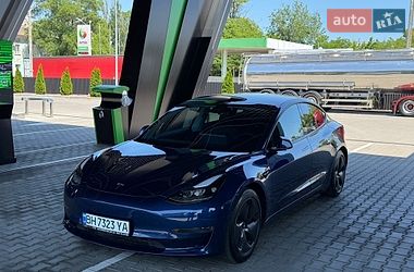 Седан Tesla Model 3 2021 в Одессе