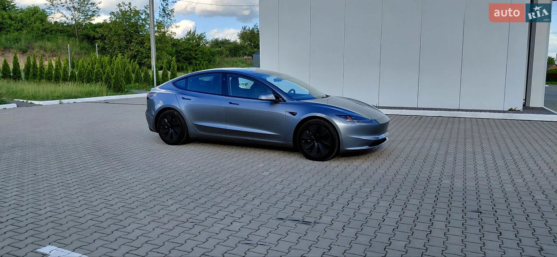 2025 Tesla Model 3 - мініатюра 37
