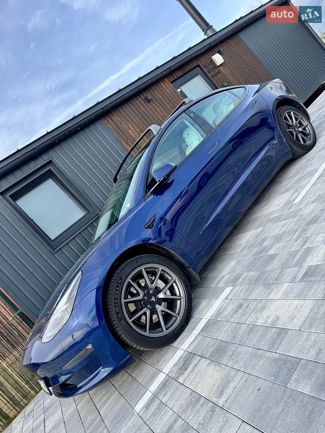 2022 Tesla Model 3 - мініатюра 5