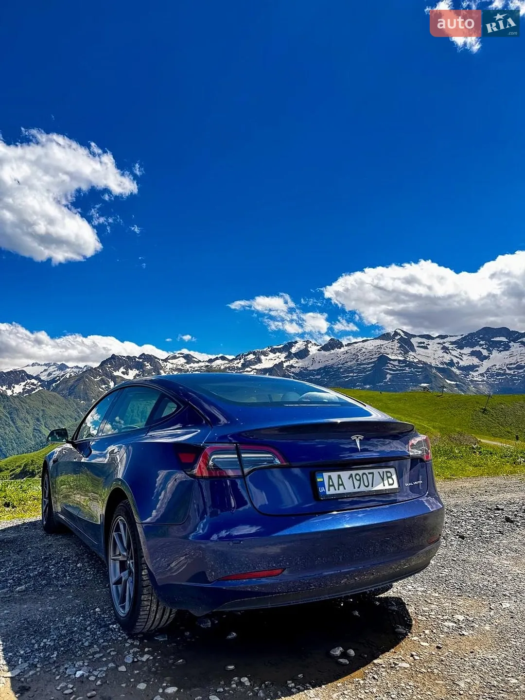 2022 Tesla Model 3 - фото 1