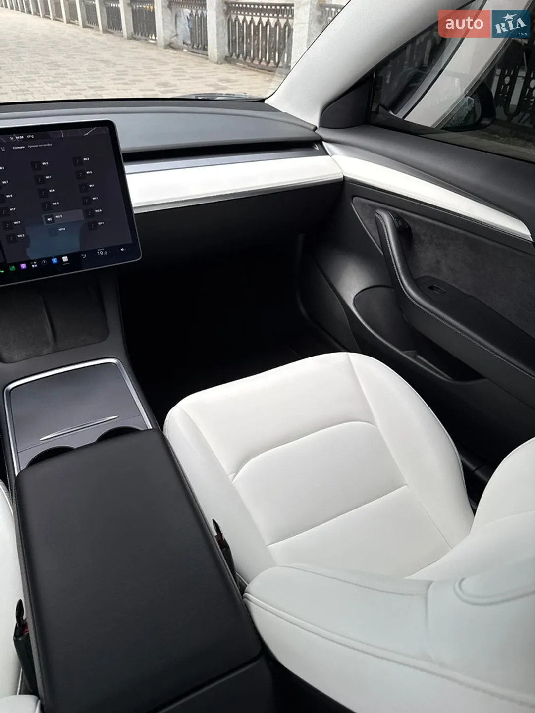 2021 Tesla Model 3 - мініатюра 18