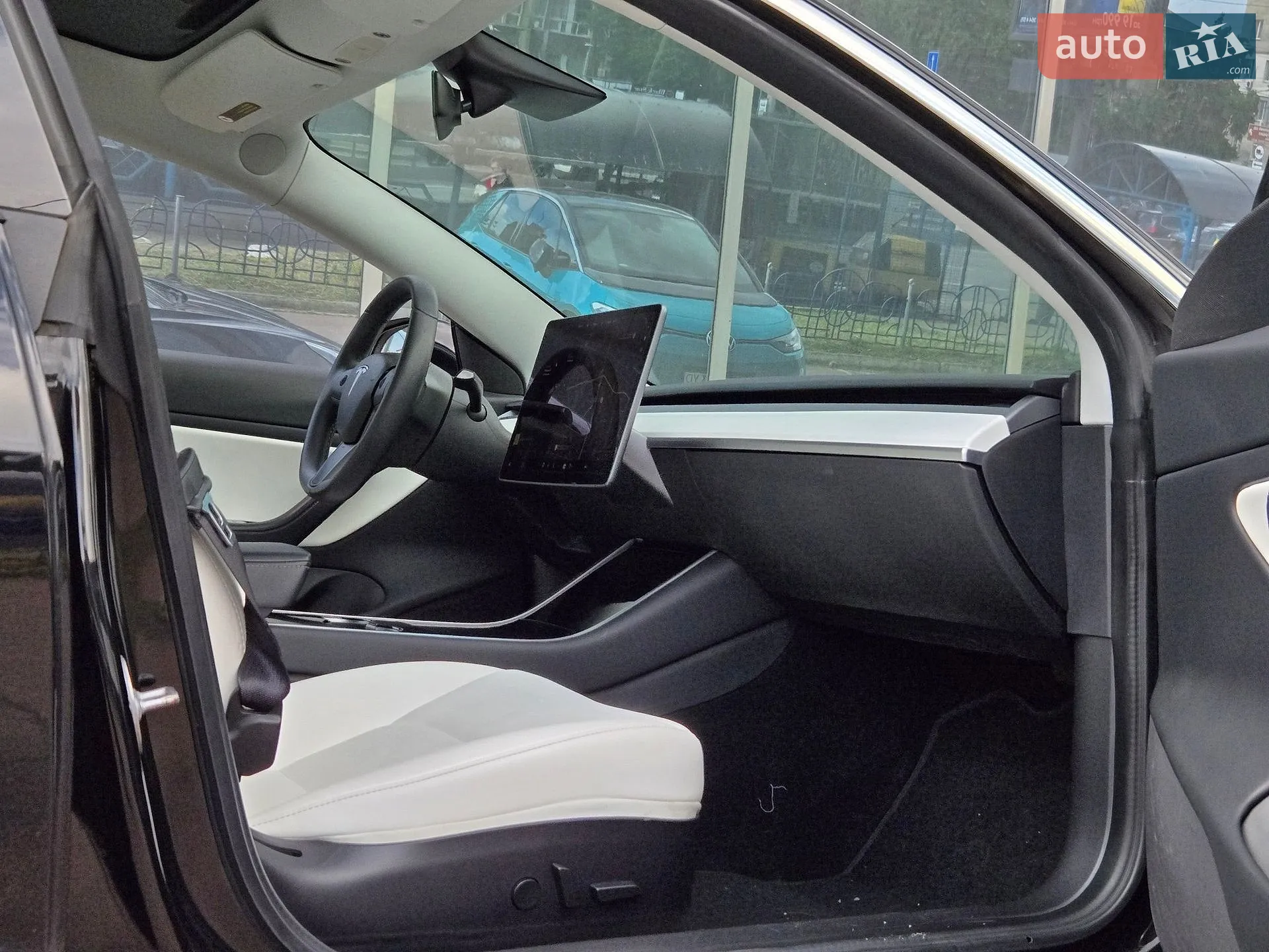 2019 Tesla Model 3 - мініатюра 16