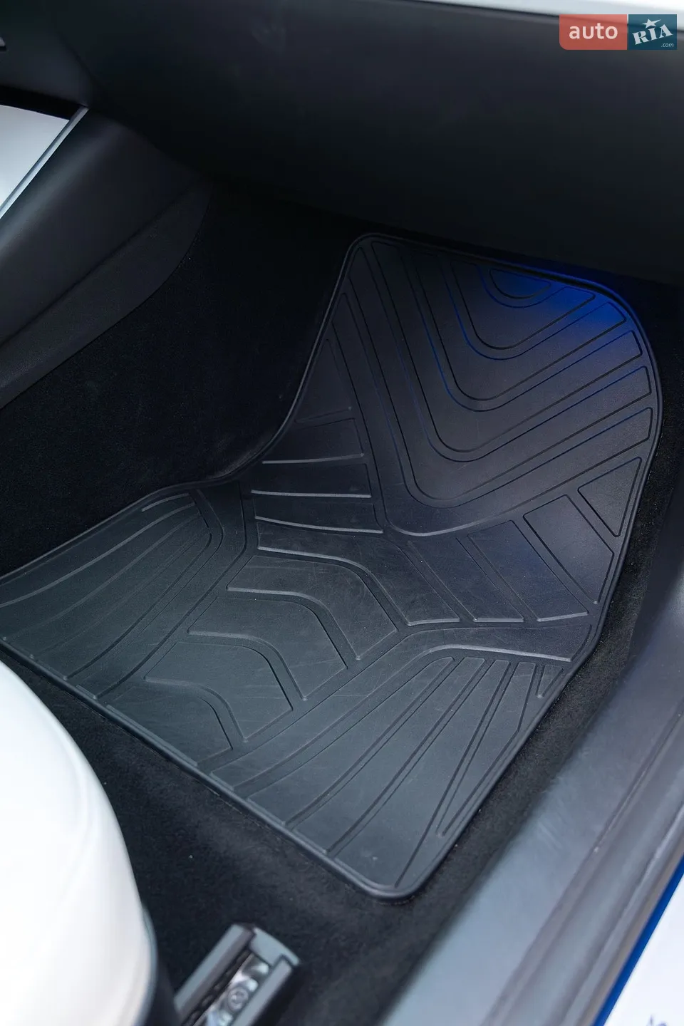 2019 Tesla Model 3 - мініатюра 17