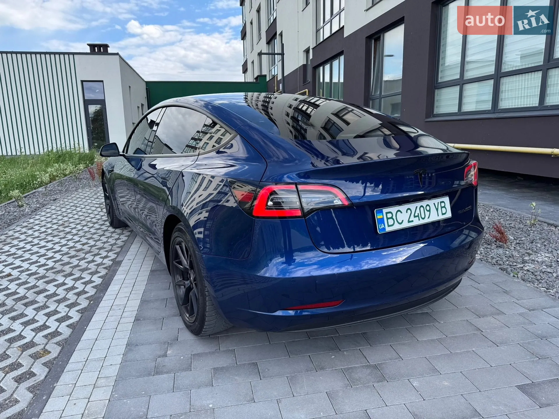 2022 Tesla Model 3 - мініатюра 11