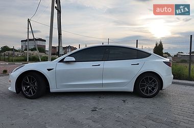 Седан Tesla Model 3 2020 в Львове фото 5 Седан Tesla Model 3 2020 в Львове
