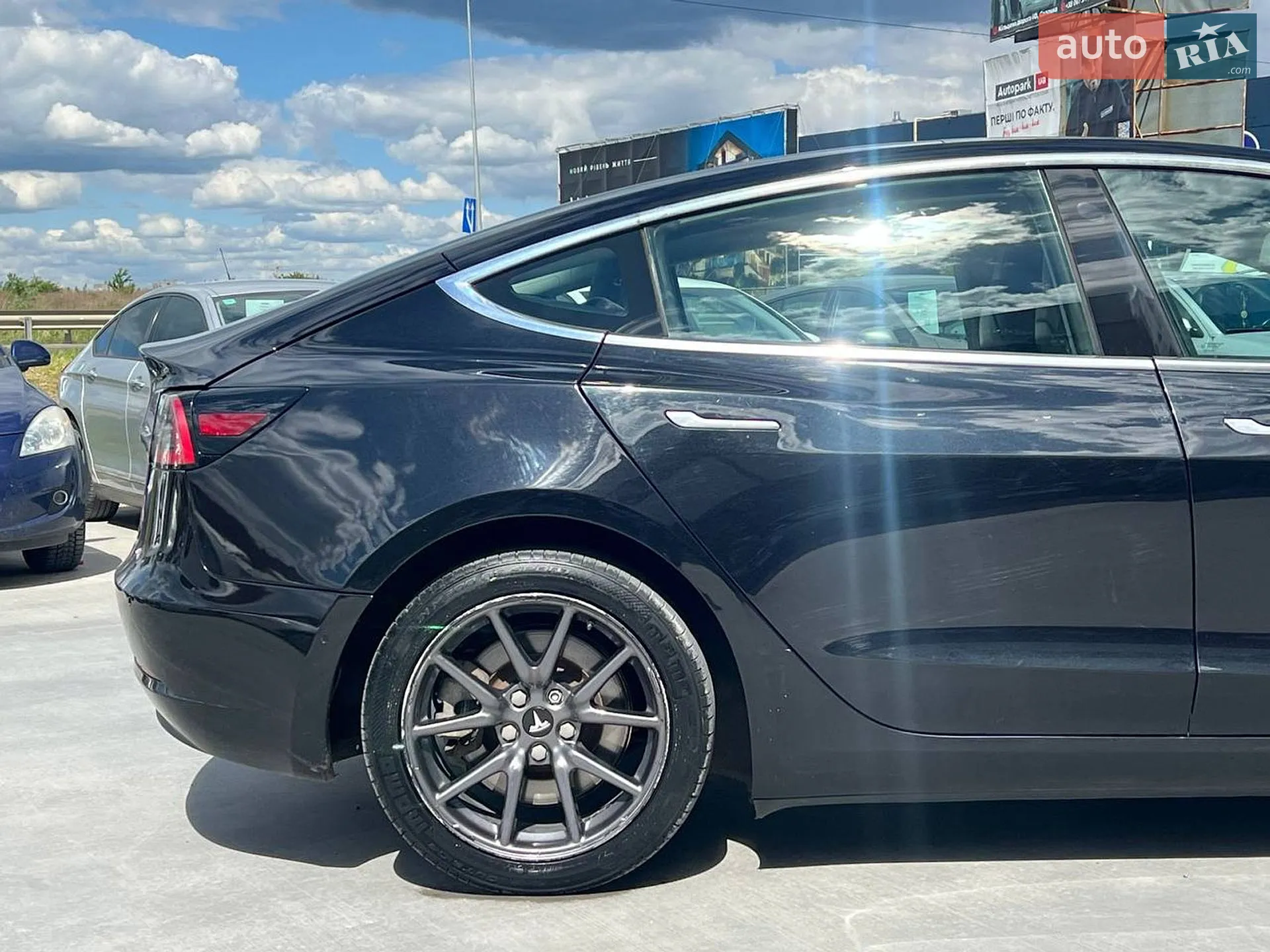 2018 Tesla Model 3 - мініатюра 8