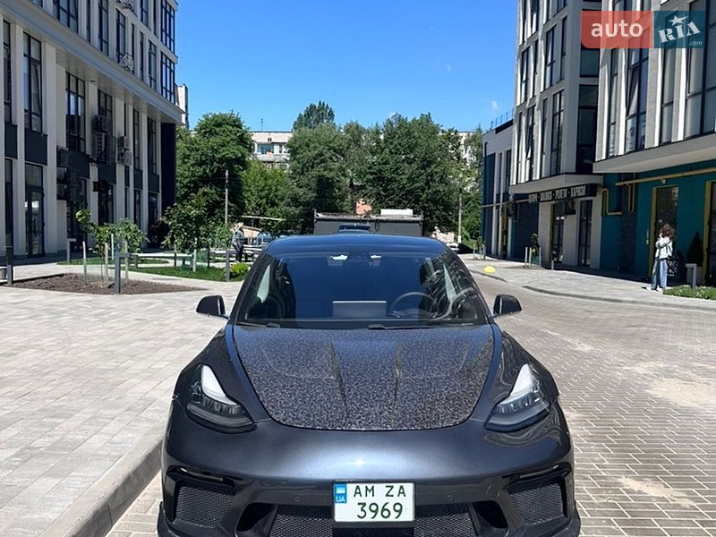 Tesla Model 3 2019