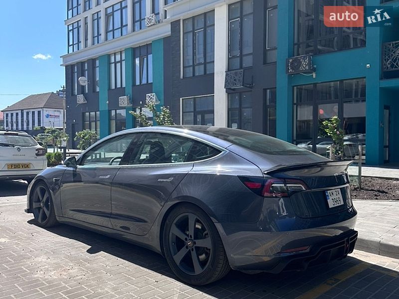 Седан Tesla Model 3 2019 в Житомирі фото 4 Седан Tesla Model 3 2019 в Житомирі