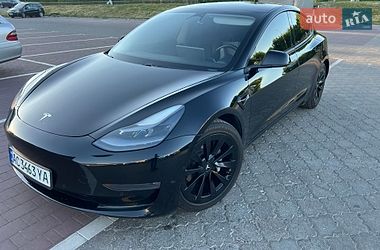 Седан Tesla Model 3 2021 в Луцьку