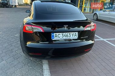 Седан Tesla Model 3 2021 в Луцьку