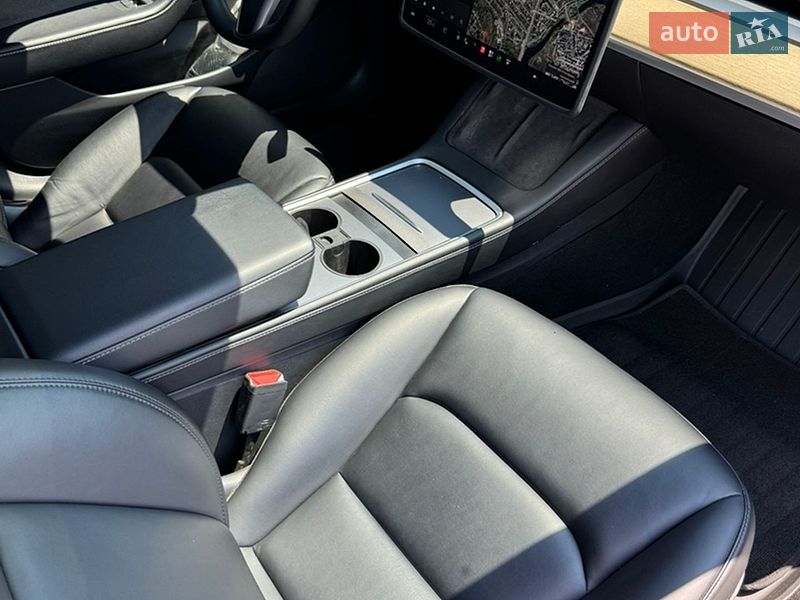 Седан Tesla Model 3 2021 в Кривому Розі фото 11 Седан Tesla Model 3 2021 в Кривому Розі