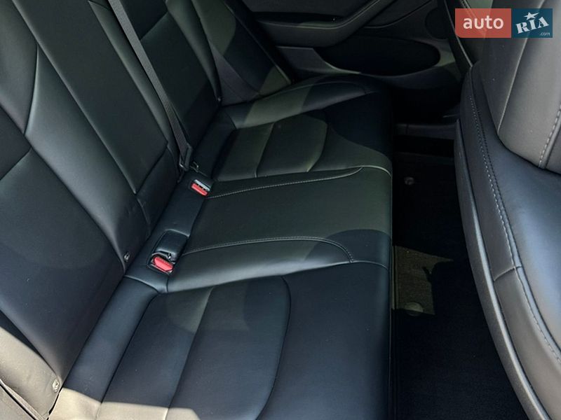 Седан Tesla Model 3 2021 в Кривому Розі фото 12 Седан Tesla Model 3 2021 в Кривому Розі