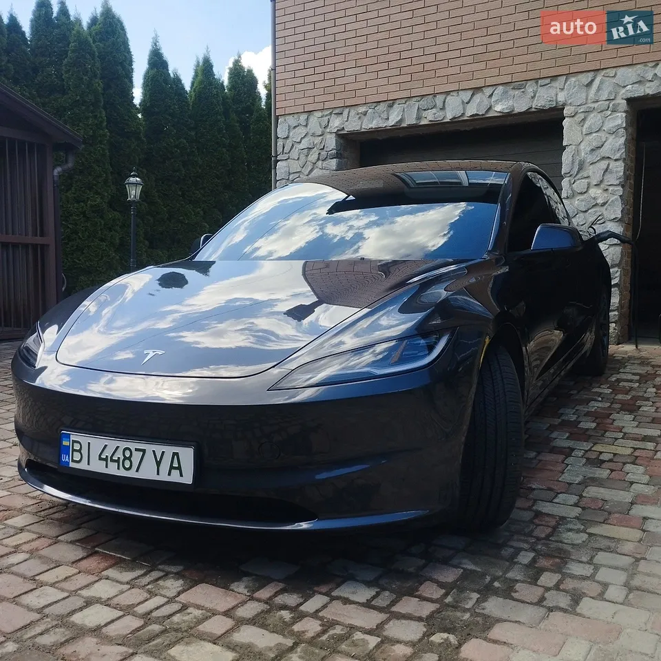2025 Tesla Model 3 - мініатюра 19