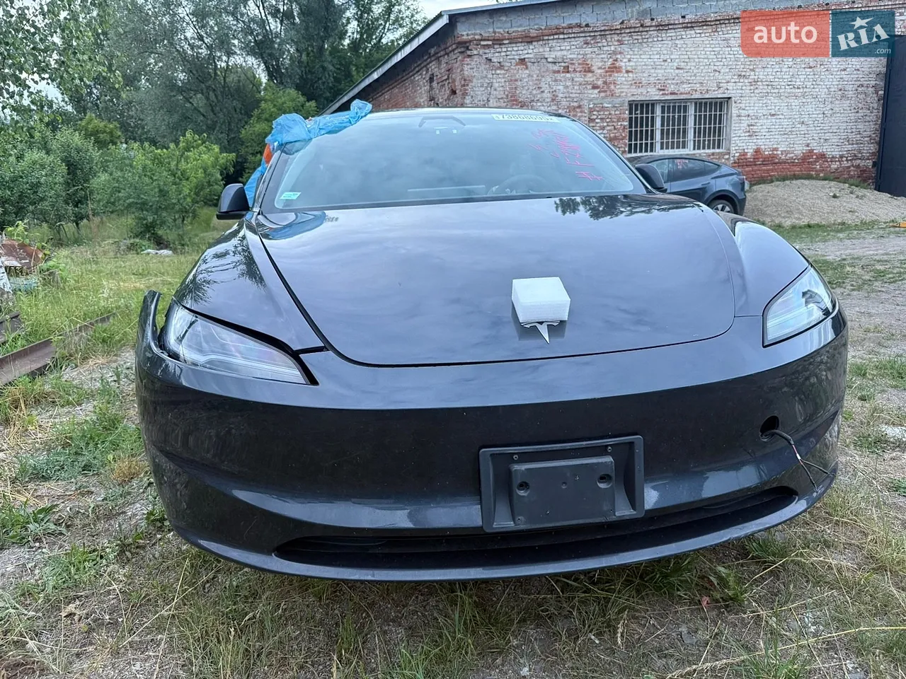 2025 Tesla Model Y - мініатюра 20