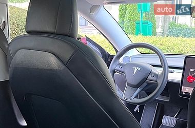 Седан Tesla Model 3 2020 в Виннице