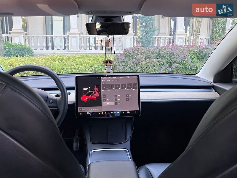 Седан Tesla Model 3 2020 в Виннице