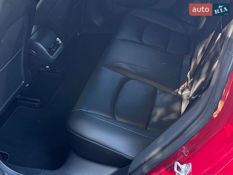 Седан Tesla Model 3 2020 в Виннице