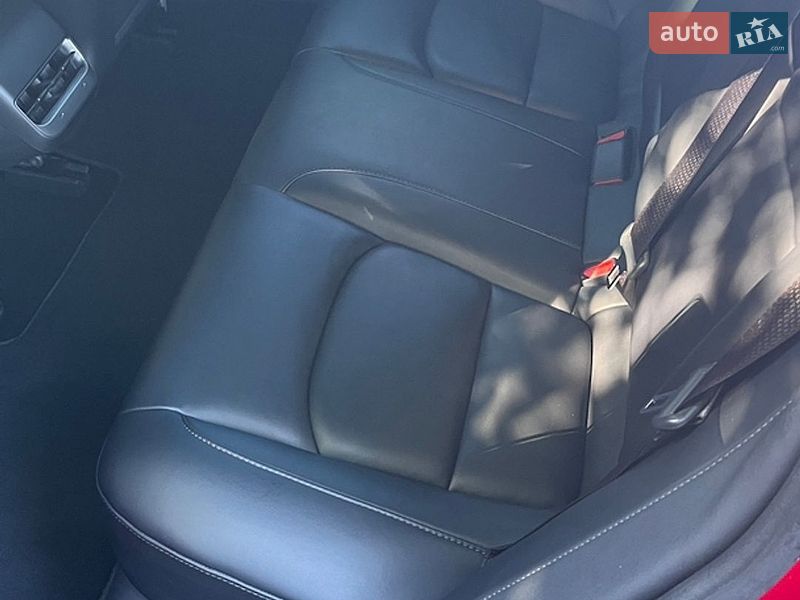 Седан Tesla Model 3 2020 в Виннице
