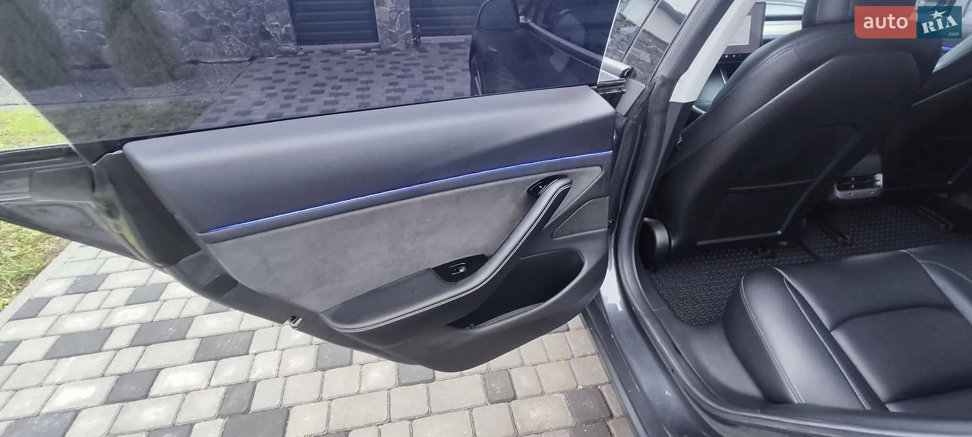 2018 Tesla Model 3 - мініатюра 13